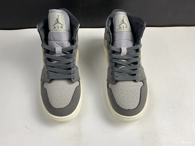 Jordan Grey 1 Onyx - BQ6472-020 (W) Mid 0201